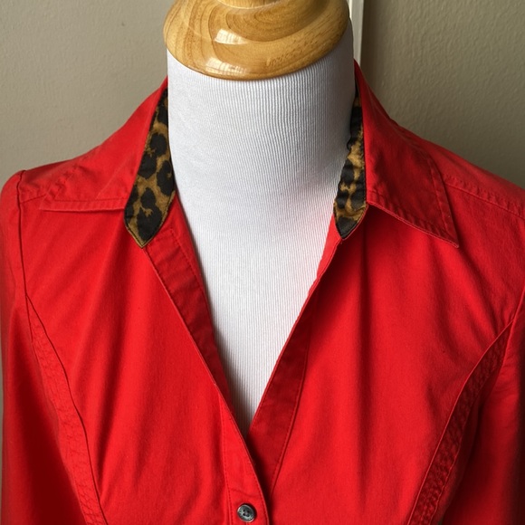 FINAL SALE Red express button down with leopard accents - Picture 5 of 10